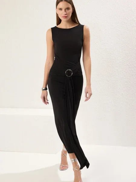 Trendyol Večerna obleka črna