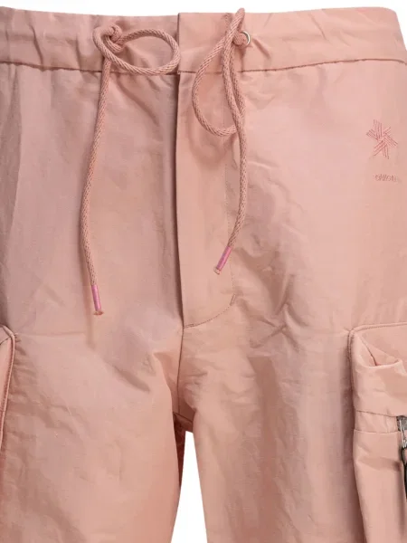 Pantaloni scurți Goldwin cu broderie roz