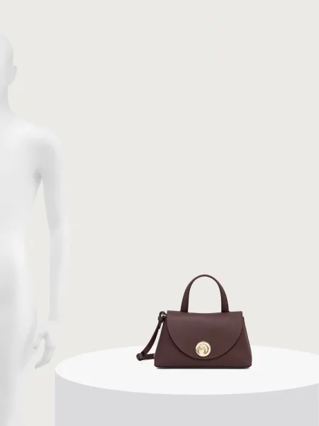 Кожаная сумка через плечо Coccinelle
