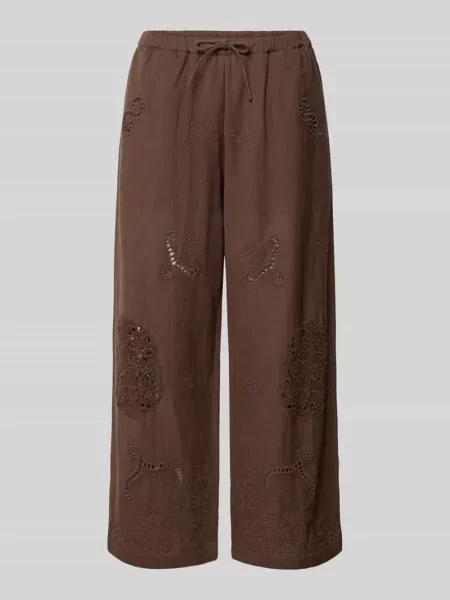 Kuloty z haftem angielskim i wpuszczanymi Jake*s Casual