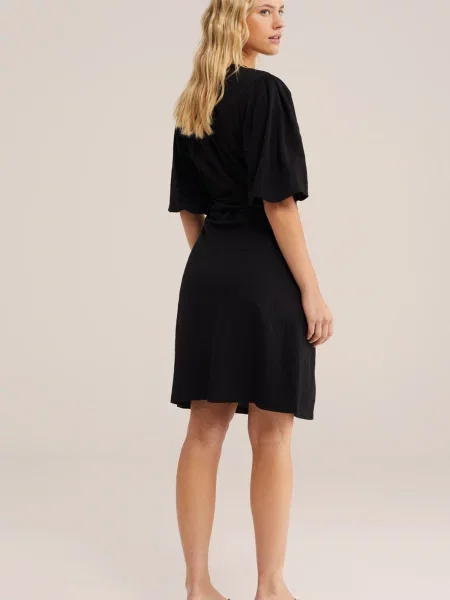 WE Fashion Šaty čierna