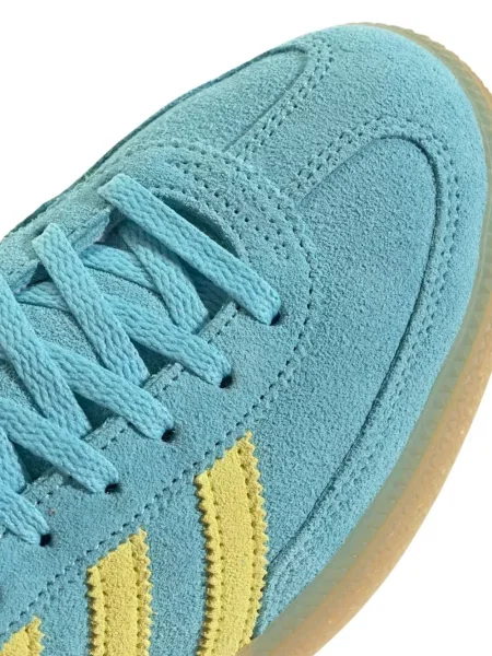 Велурени маратонки Adidas Originals на райета синьо
