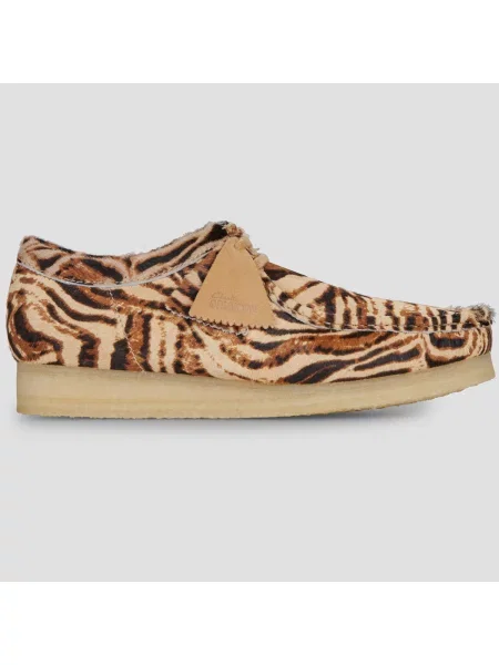 Pantofi Clarks Originals maro