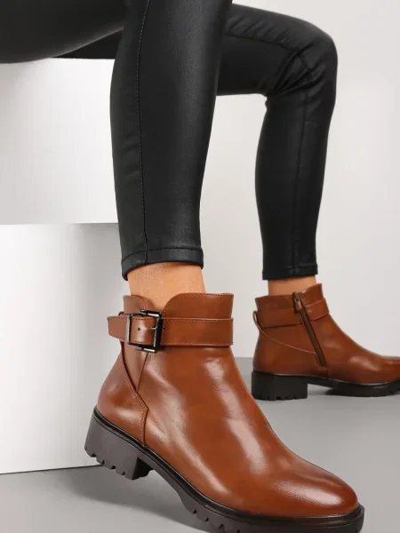 Botine It's Better maro