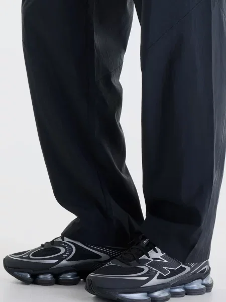 Спортивные штаны New Balance черные