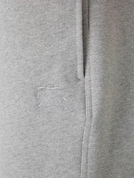 Pantaloni Burberry în carouri gri