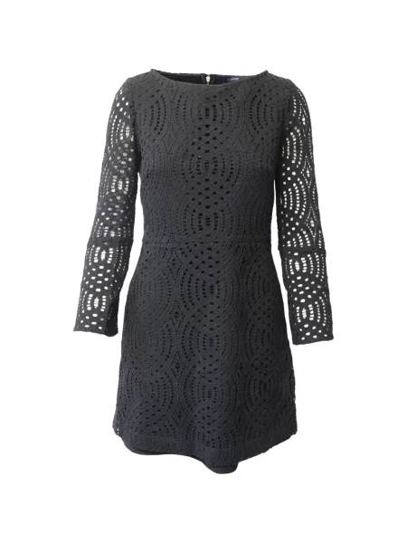 Rochie Maje din dantelă de costum negru