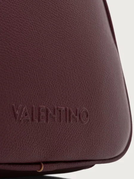 Кожаная косметичка Valentino Bags