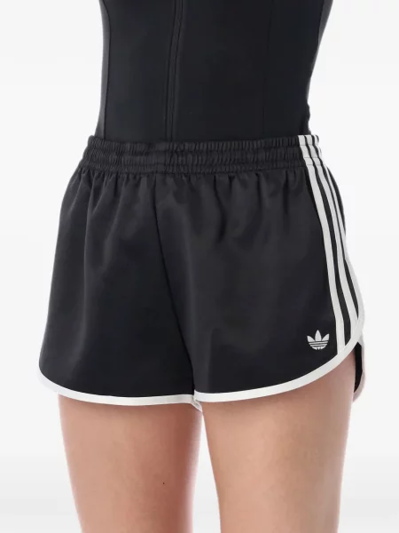 Pantaloni scurți Adidas din satin negru