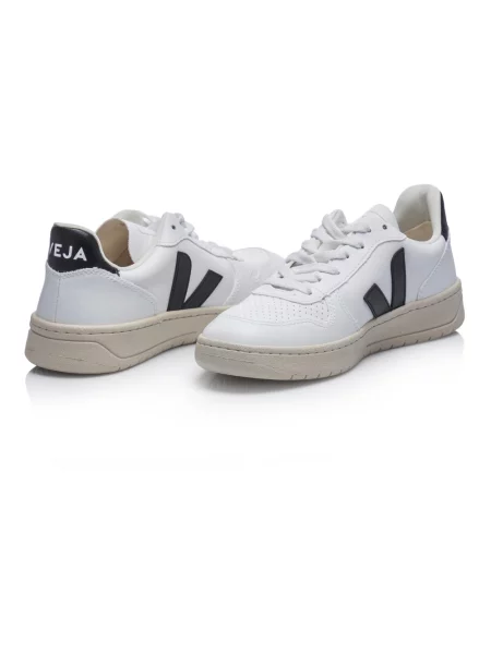 Sneakersy Veja skórzane białe