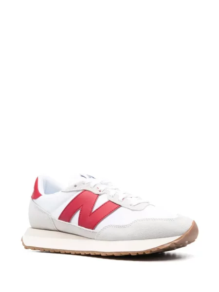 Маратонки New Balance с връзки с дантела бяло