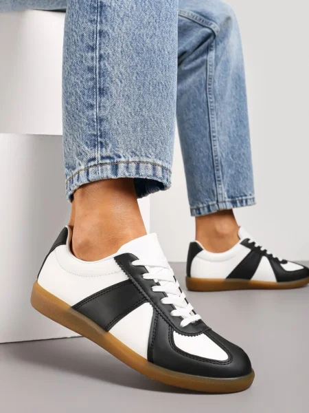 Sneakerși alb-negru cu cusături decorative Sumina alb