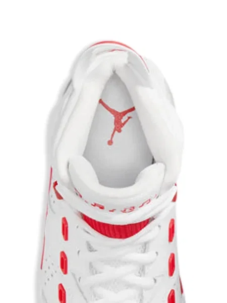 Маратонки Jordan бяло