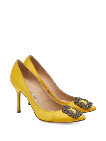 Pantofi cu toc Manolo Blahnik cu cataramă galben
