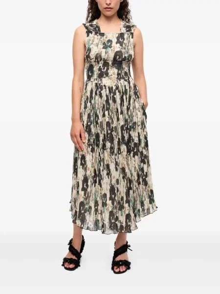 Rochie Ganni cu model floral cu imagine de costum