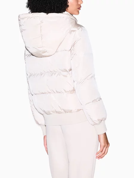 Пуховик Armani Exchange