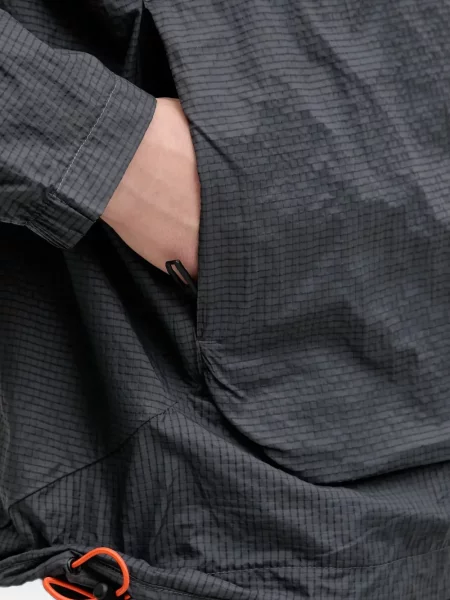 Мрежести маратонки Adidas Terrex с принт в тропически десен черно