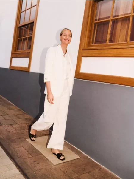 Reserved Șlapi cu catarame negru