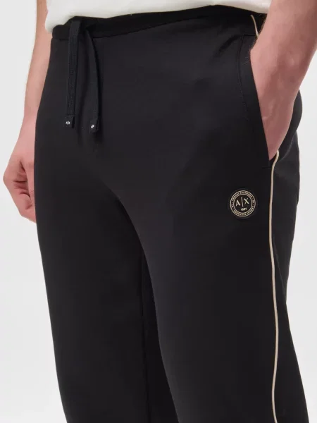 Спортивные штаны Armani Exchange черные