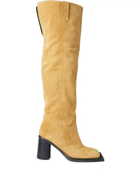 Botine Ninamounah maro