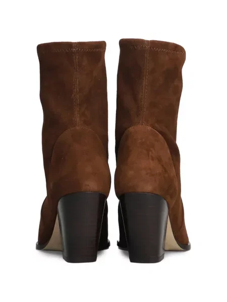 Botine Stuart Weitzman din piele de căprioară maro