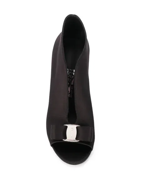 Pantofi cu toc Ferragamo cu funde negru