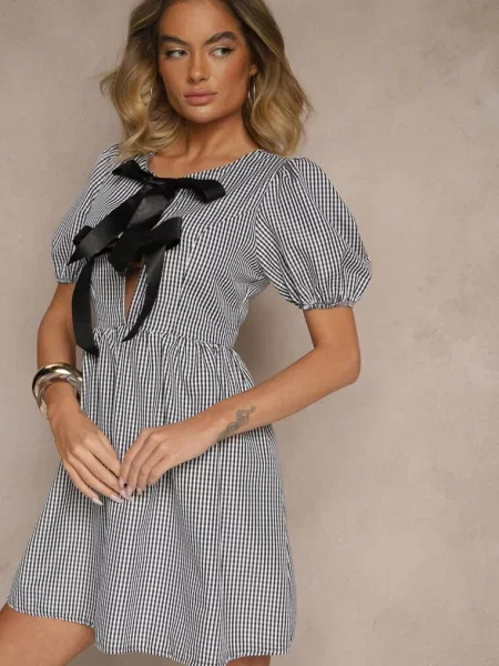 Retro Sukienka w Kratkę Vichy o Rozkloszowanym Kroju z Wiązaniem Temarea czarna
