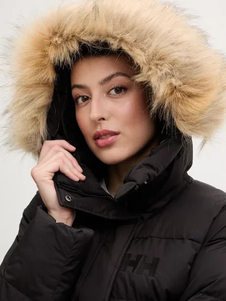 Парка Helly Hansen