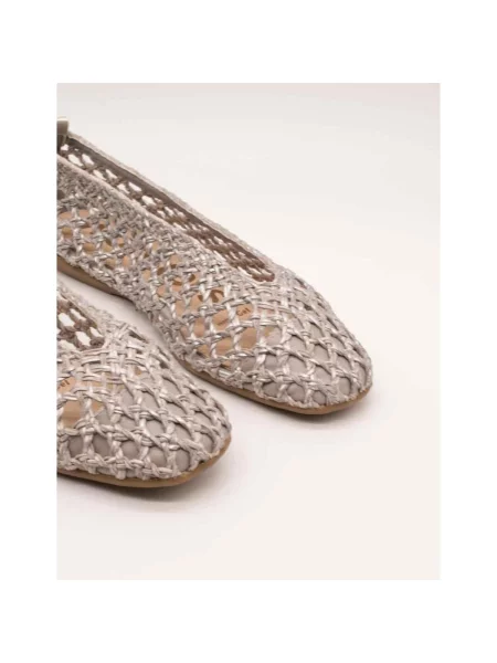 Pantofi Wonders gri