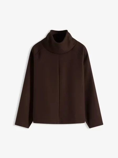 Sweter z golfem brązowy
