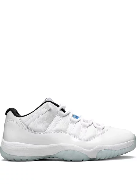 Sneakerși Jordan alb