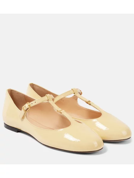 Pantofi cu toc Chloé din piele de lac bej