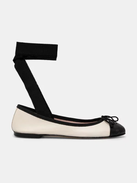 Кожаные балетки Pretty Ballerinas бежевые