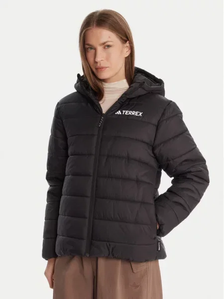 Adidas Pohodna jakna Terrex Multi Essentials Climawarm črna