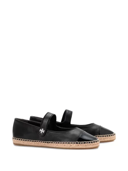Șapcă Tory Burch din piele cu vârf închis negru