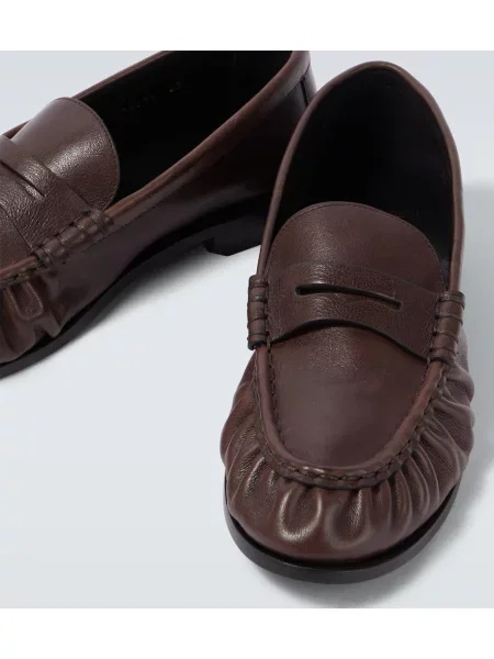 Pantofi loafer Saint Laurent din piele maro