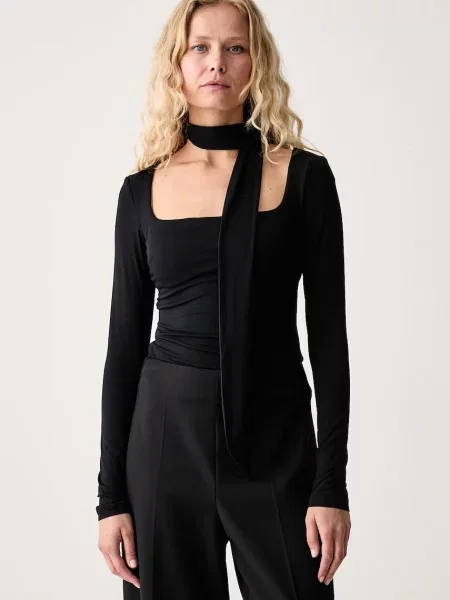 Le Privé bluză pentru femei cu modal REINE TOP NOIR negru