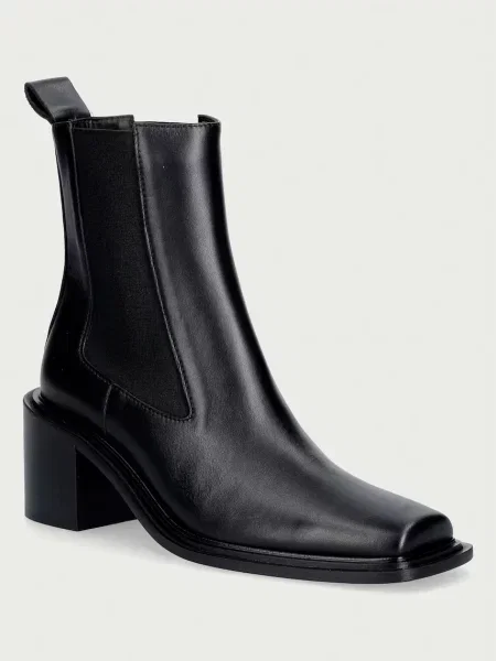 Souliers Martinez ghete scurte pentru femei din piele DALLAS negru