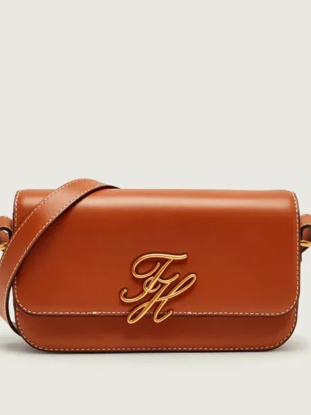 Tommy Hilfiger De piele geantă pe umăr maro