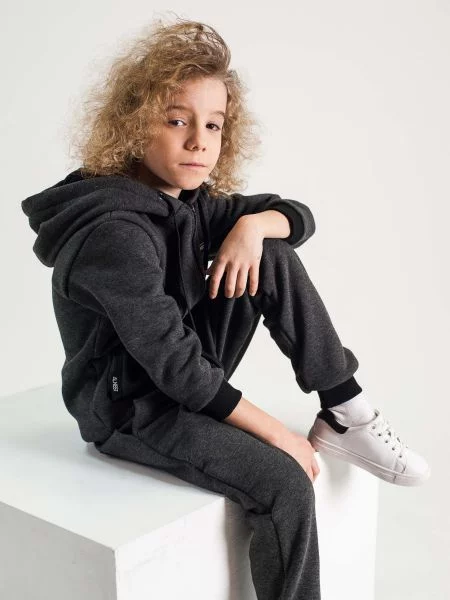 Костюмный костюм Alnest серый