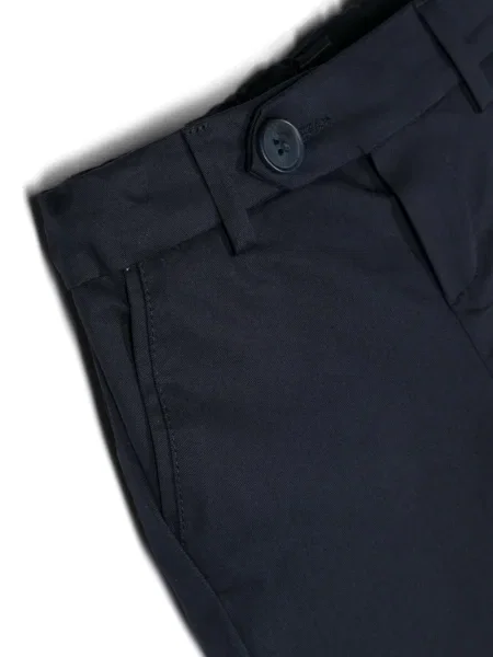 Dvouřadé oblekové džínové šortky Edoti bílé