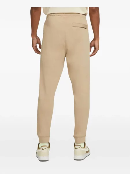 Fleecové běžecké kraťasy Nike s vázáním červené