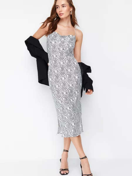 Gulerat rochie maxi Trendyol din satin alb