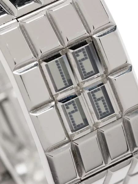 Hodinky Chanel Pre-owned stříbrné