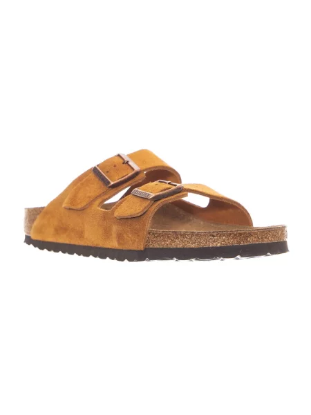 Klapki Birkenstock zamszowe na sprzączkę brązowe