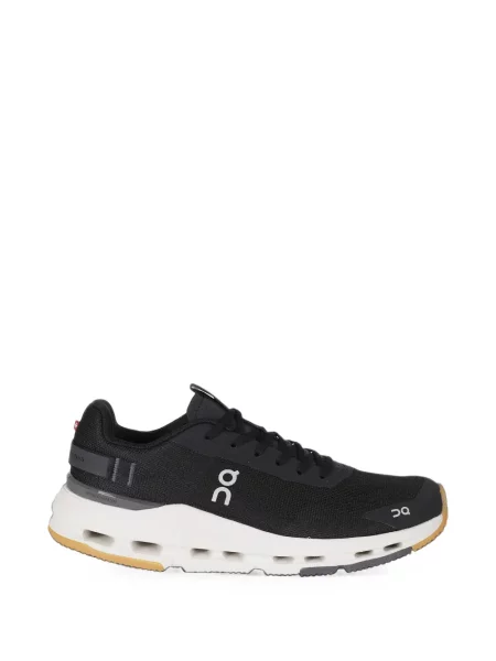 Sneakerși On cu șireturi cu imagine din dantelă negru