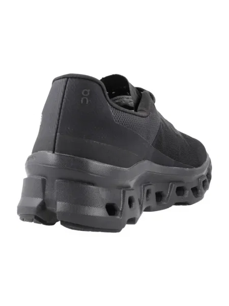 Pantofi On negru