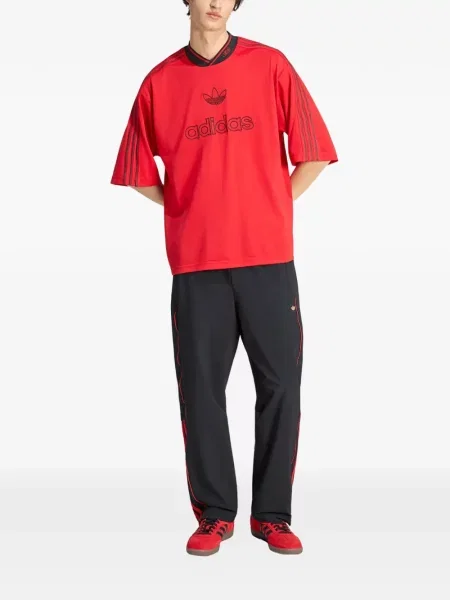 Tricou Adidas cu broderie roșu