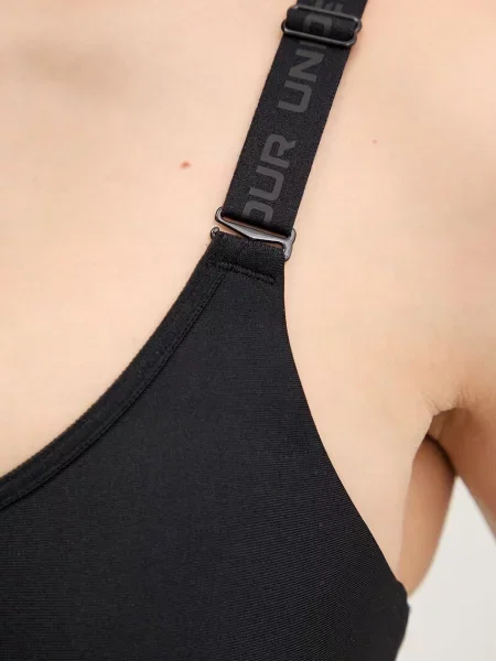 Under Armour спортен сутиен Infinity черно