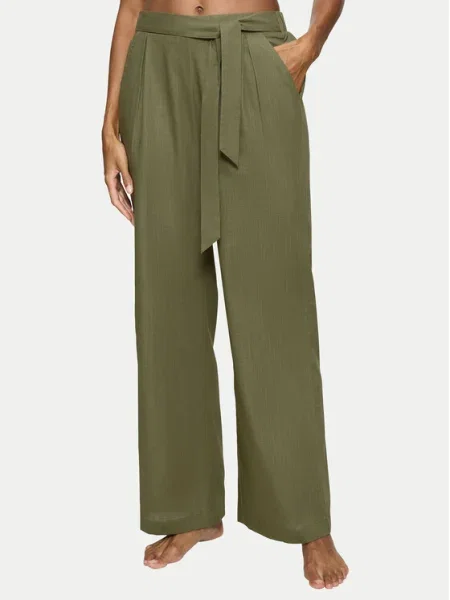 Triumph Pantaloni din Summer verde